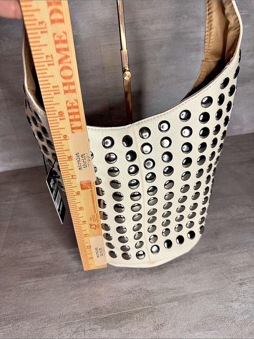 Madden NYC Studded Bucket Shoulder Bag White NWT - Picture 8 of 12